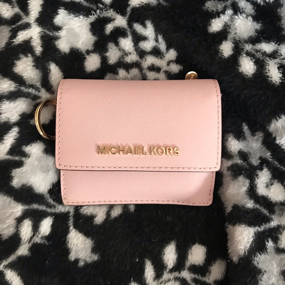 Small Michael Kors wallet